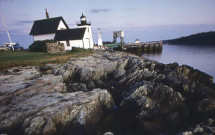 Grindle Point Lighthouse with rocky ledge